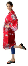 將圖片載入圖庫檢視器 Women&#39;s Happi Coat: Kimono Robe - Flying Crane &amp; Peony Red
