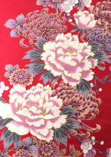 將圖片載入圖庫檢視器 Women&#39;s Happi Coat: Kimono Robe - Flying Crane &amp; Peony Red
