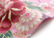 画像をギャラリービューアに読み込む, Girl&#39;s Easy Yukata / Kimono Robe : Japanese Traditional Clothes - Dolls in Color Gradation Pink
